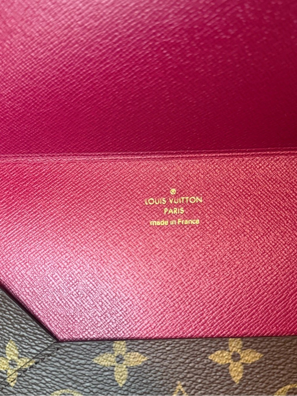 Louis Vuitton Rivets Envelope Clutch Monogram w/ Beautiful Interior ♥️ *NEW* - Picture 6 of 6